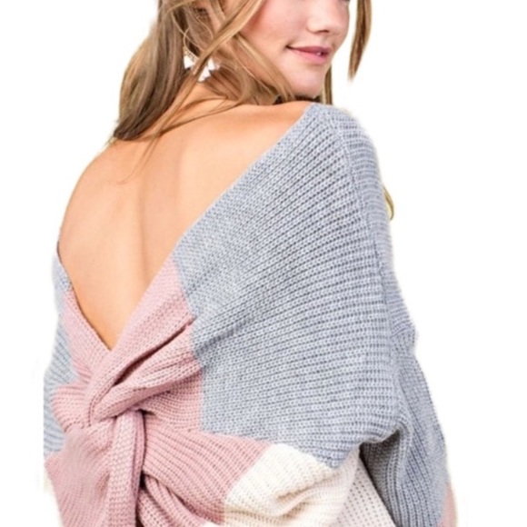 ⭐️FINAL REDUCTION-LAST ONE⭐️Twist-Back Sweater Lg - Picture 7 of 7